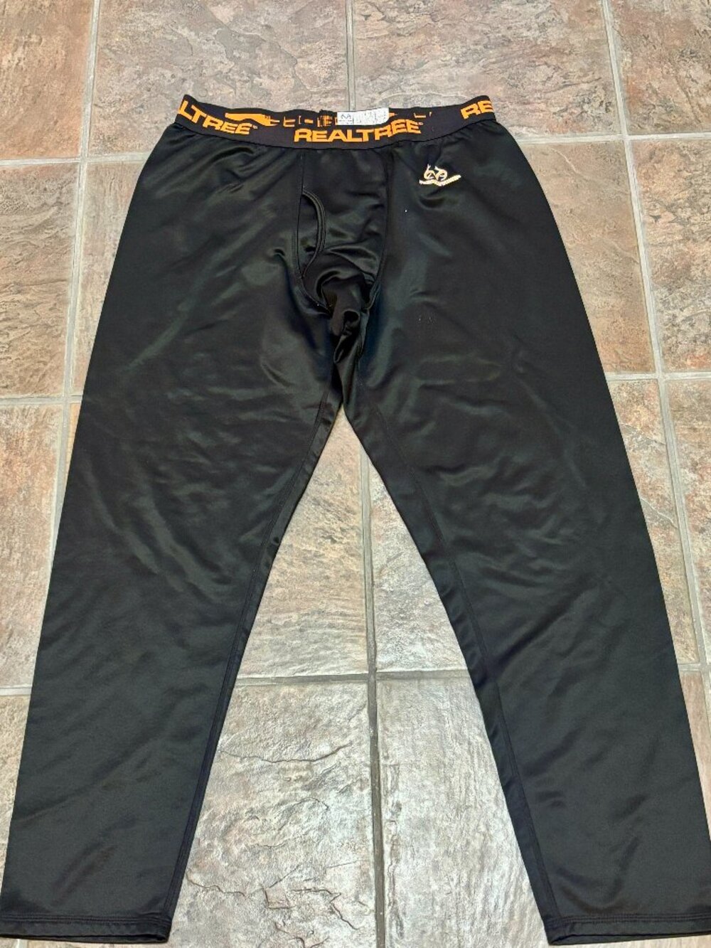 ~~Realtree Thermal Base Layer Leggings Men L Black Performance Long Johns ...GUC